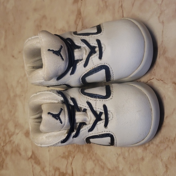 Jordan Baby  White and Black Sneakers Size  3 - Picture 2 of 7